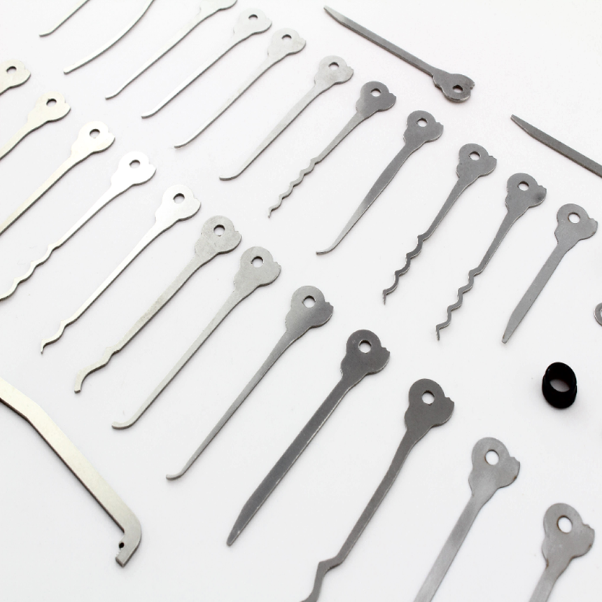 Skeleton Key Multitool + 26 Piece Expansion Set by Dangerfield