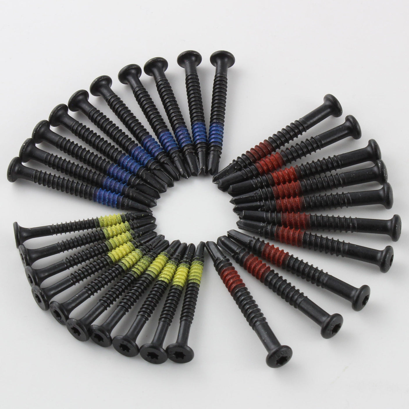 Thirty Lokko self-tapping pulling screws for the bell plug puller in three gauges