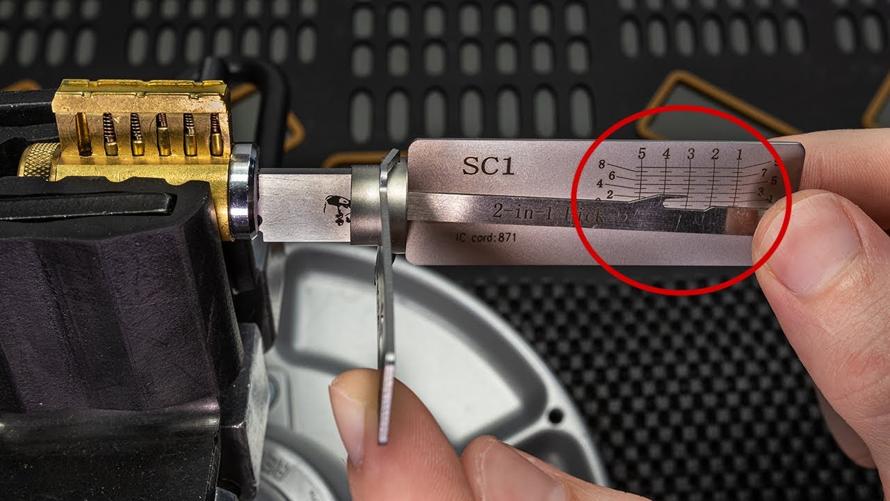 Lishi SC1 Schlage pick in use on a cutaway cylinder