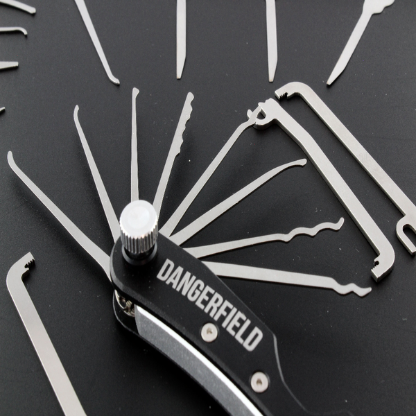 Dangerfield Skeleton Multitool + 30 Piece Expansion Set