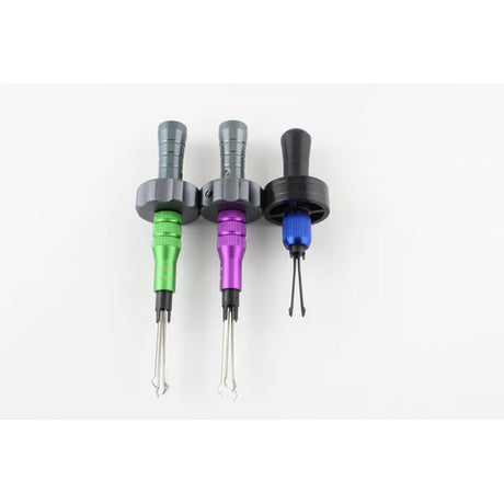 Cross lock pick inserted into a cruciform keyway