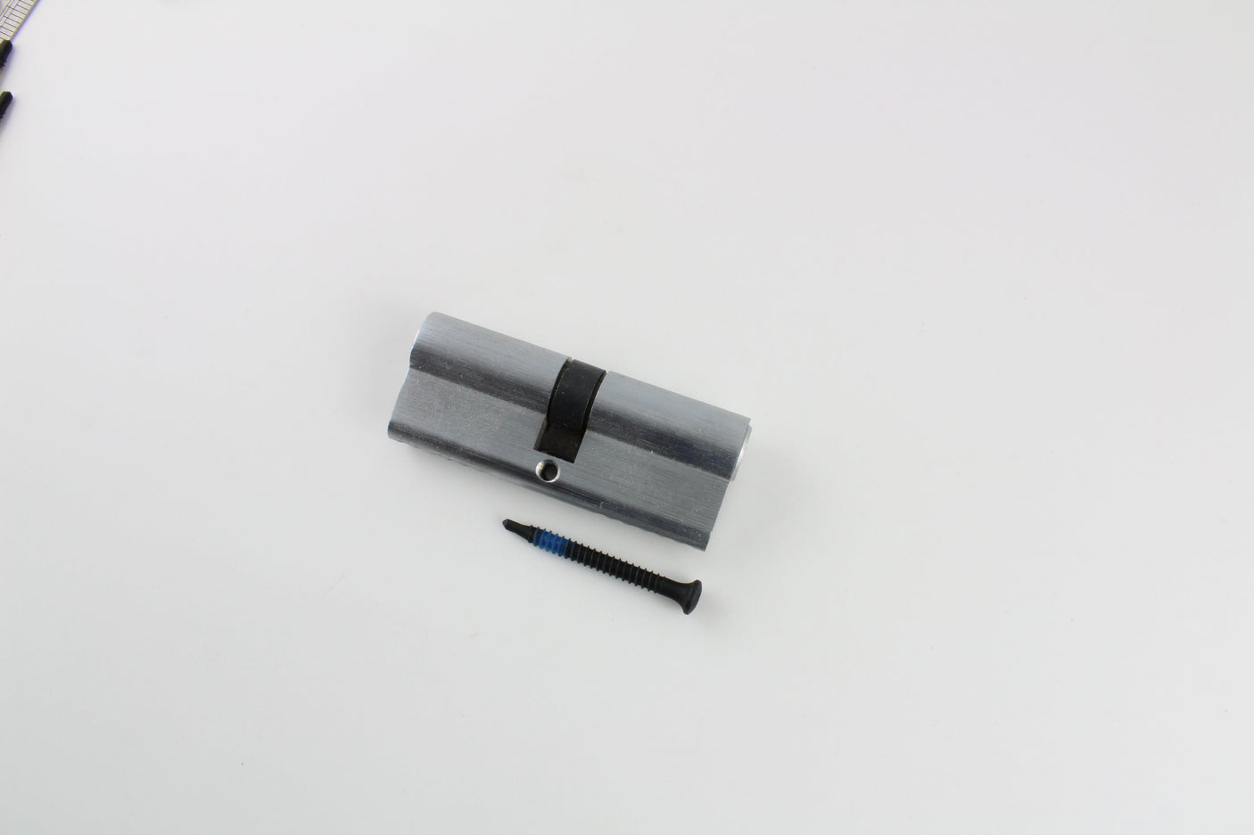 Fan of Lokko self-tapping screws with the pointed tips and coloured bands in view